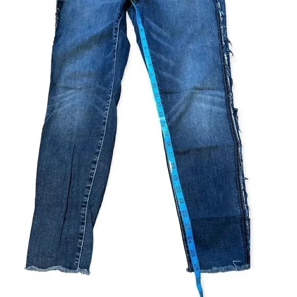 Arizona Jeans Company Juniors Ankle Jeans Size 9 - Picture 8 of 8